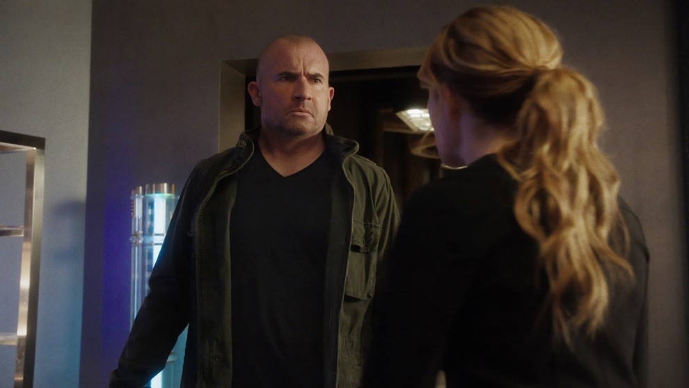 Mick Rory (Dominic Purcell) a retrouvé Sara Lance (Caity Lotz)
